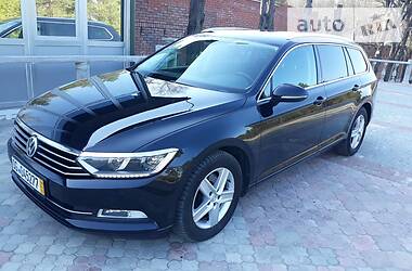 Універсал Volkswagen Passat 2015 в 