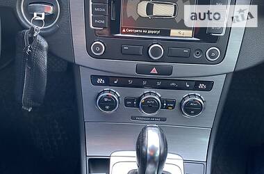 Універсал Volkswagen Passat 2011 в 