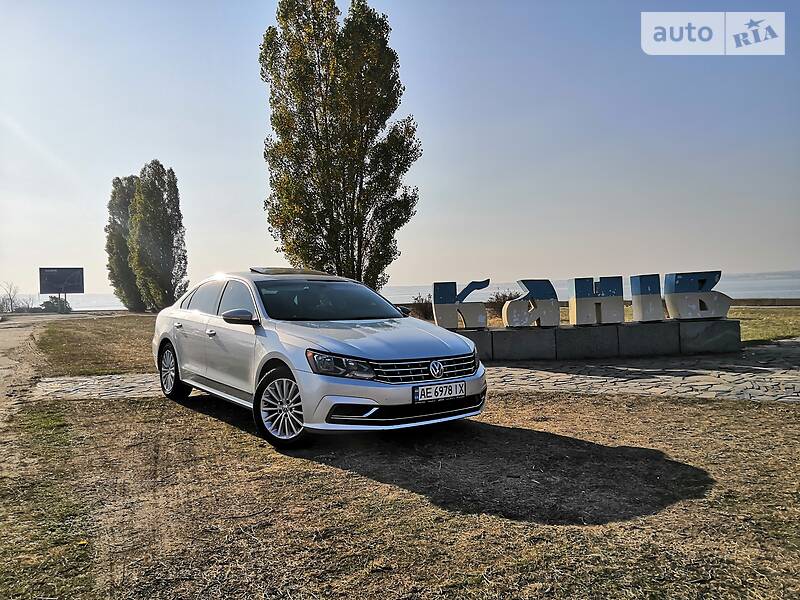 Седан Volkswagen Passat 2015 в Києві фото 40 Седан Volkswagen Passat 2015 в Києві
