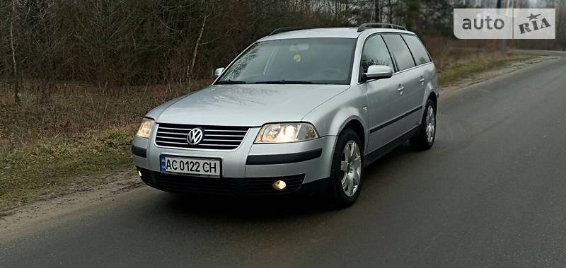 Універсал Volkswagen Passat 2004 в Шацьку