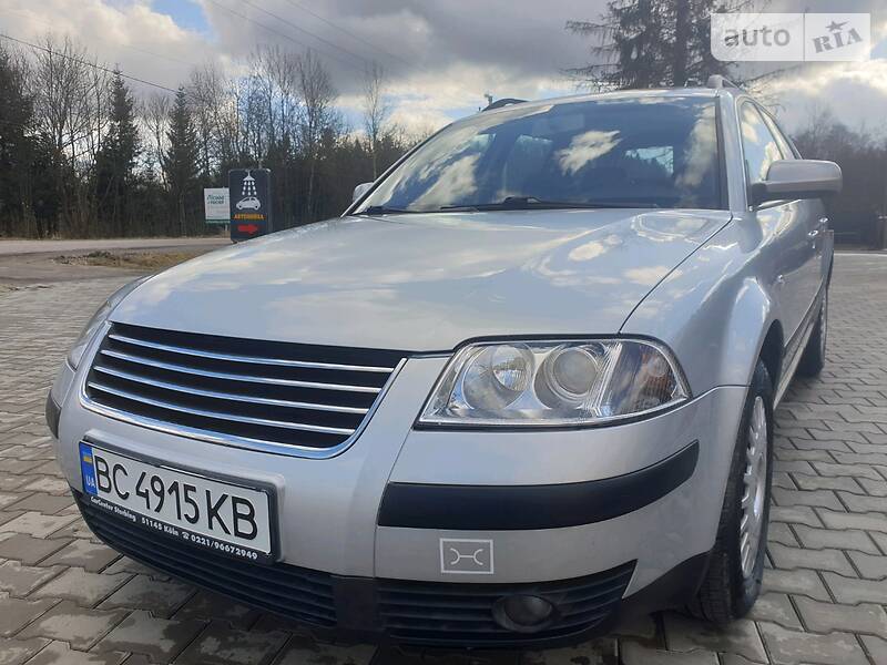 Універсал Volkswagen Passat 2000 в 