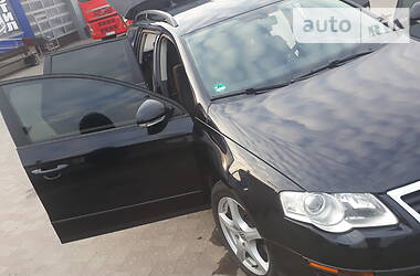 Універсал Volkswagen Passat 2009 в 