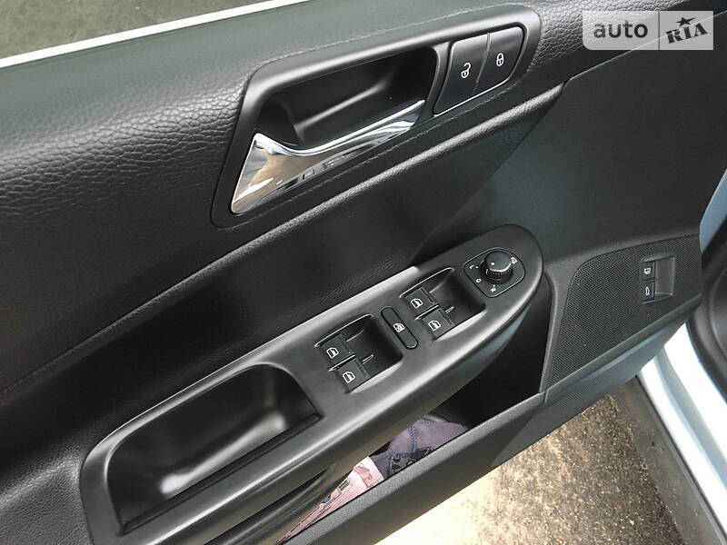 Седан Volkswagen Passat 2007 в Києві