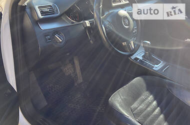 Седан Volkswagen Passat 2011 в 