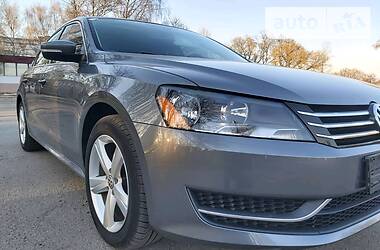 Седан Volkswagen Passat 2014 в 
