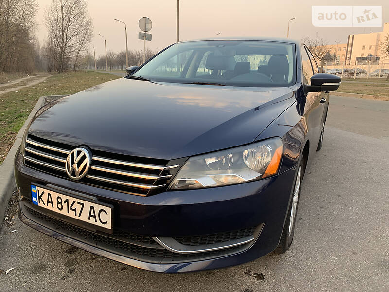 Седан Volkswagen Passat 2013 в Києві