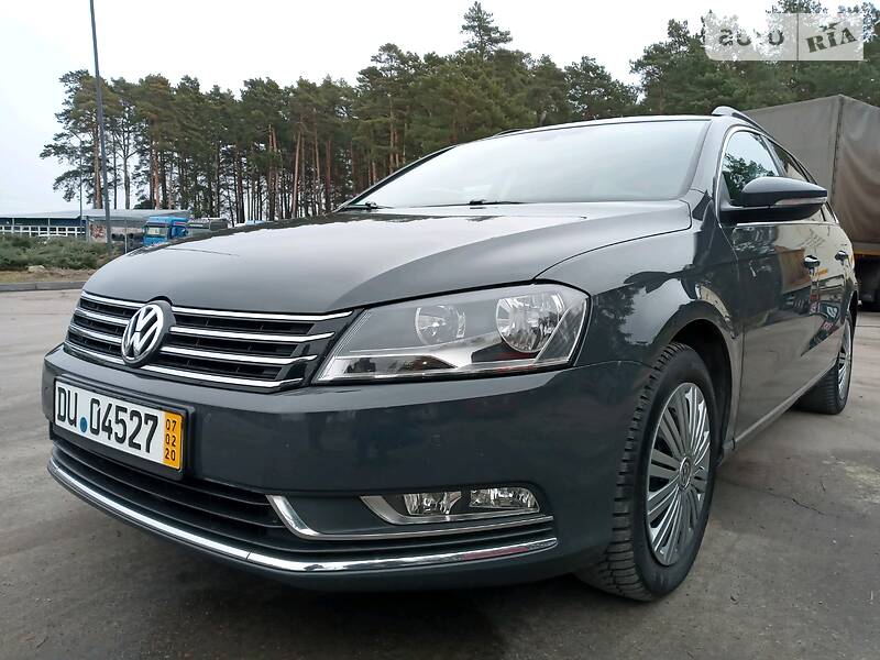 Універсал Volkswagen Passat 2012 в Бродах