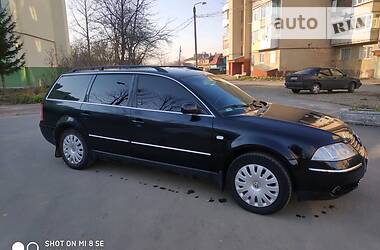 Універсал Volkswagen Passat 2002 в 