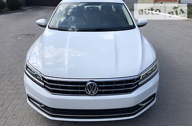 Седан Volkswagen Passat 2016 в 