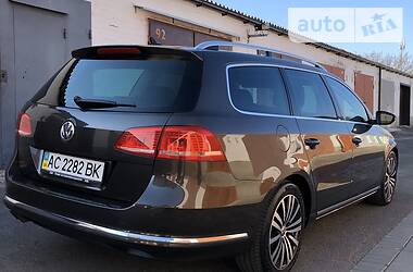 Універсал Volkswagen Passat 2013 в 