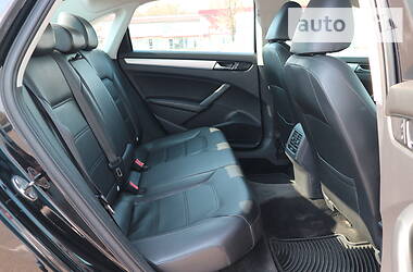 Седан Volkswagen Passat 2012 в 