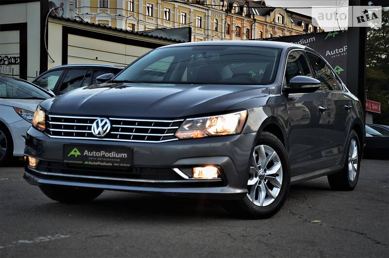Седан Volkswagen Passat 2016 в 