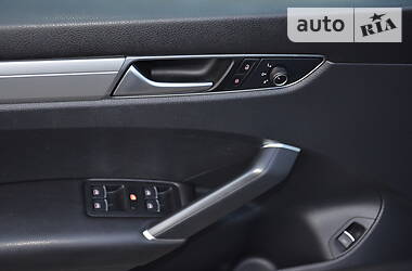 Седан Volkswagen Passat 2016 в 