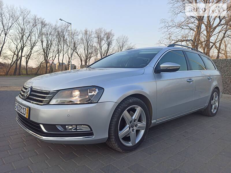 Універсал Volkswagen Passat 2013 в Самборі
