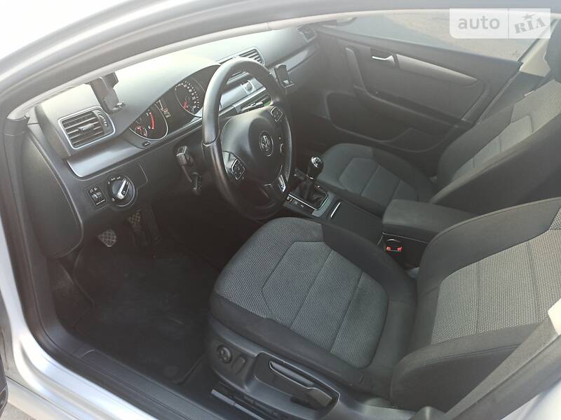 Універсал Volkswagen Passat 2013 в Самборі