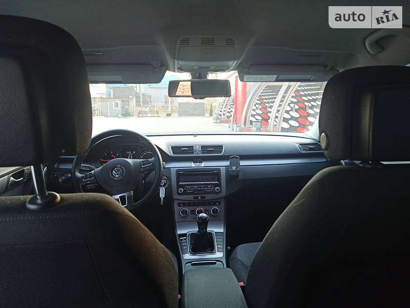 Універсал Volkswagen Passat 2013 в Самборі