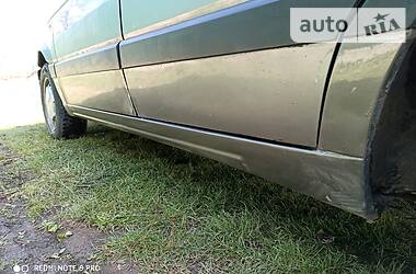 Седан Volkswagen Passat 1991 в 