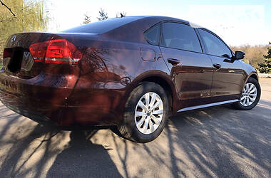 Седан Volkswagen Passat 2013 в 