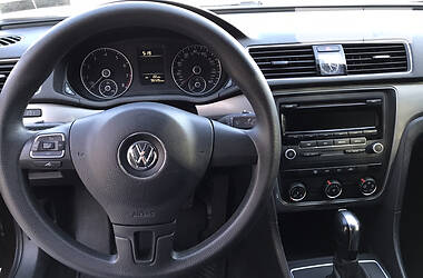 Седан Volkswagen Passat 2013 в 
