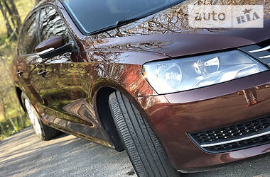 Седан Volkswagen Passat 2013 в 