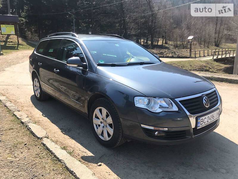 Універсал Volkswagen Passat 2010 в Сколе