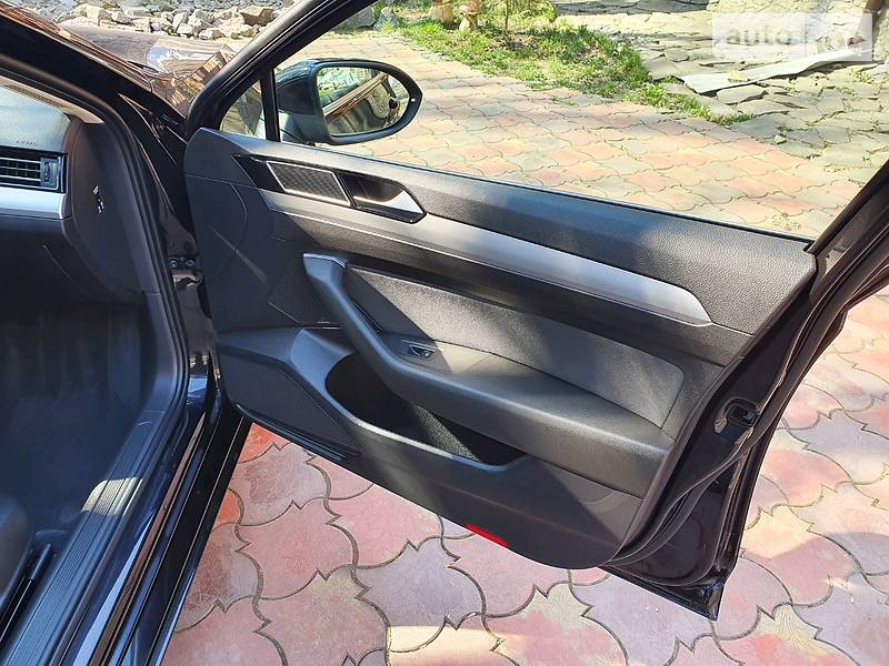 Універсал Volkswagen Passat 2015 в Вінниці