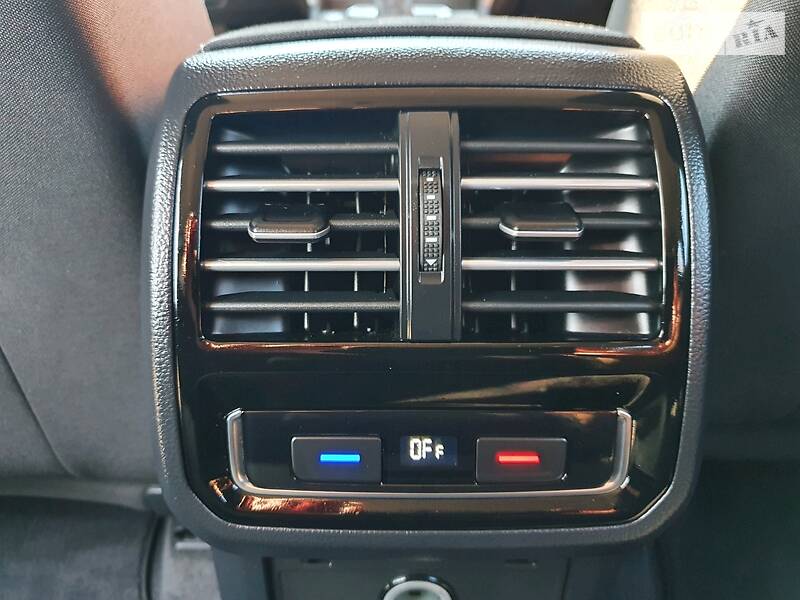 Універсал Volkswagen Passat 2015 в Вінниці