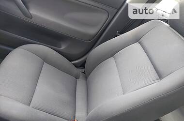 Універсал Volkswagen Passat 2004 в 