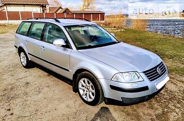 Універсал Volkswagen Passat 2004 в 