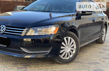 Седан Volkswagen Passat 2013 в 