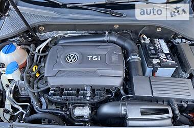 Седан Volkswagen Passat 2014 в 