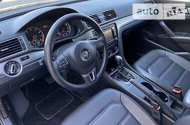 Седан Volkswagen Passat 2014 в 