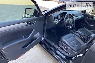 Седан Volkswagen Passat 2014 в 