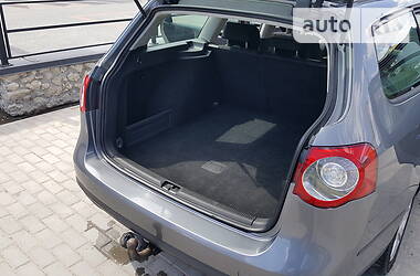 Універсал Volkswagen Passat 2006 в 