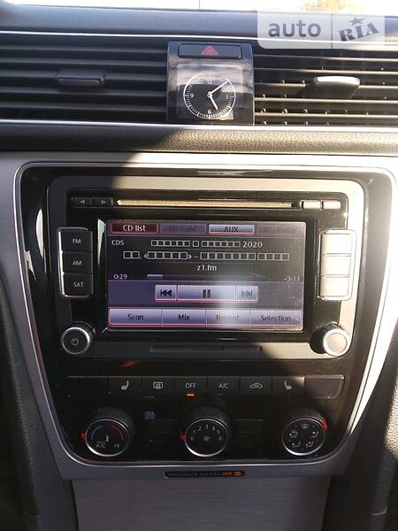 Седан Volkswagen Passat 2013 в Мелитополе