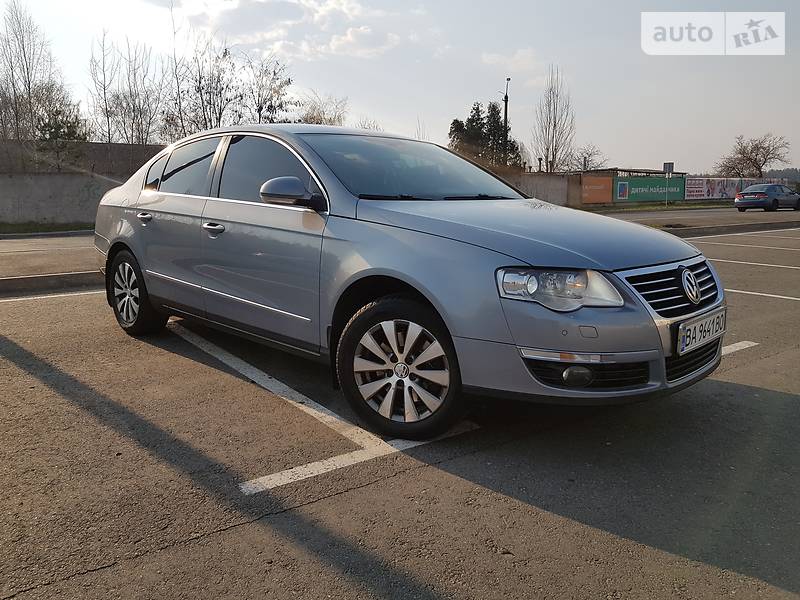 Седан Volkswagen Passat 2010 в Києві
