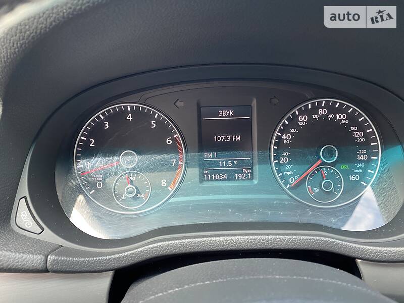 Седан Volkswagen Passat 2014 в Житомирі