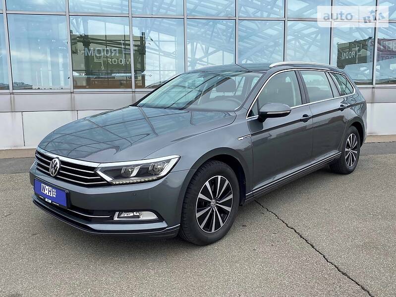 Універсал Volkswagen Passat 2016 в Києві