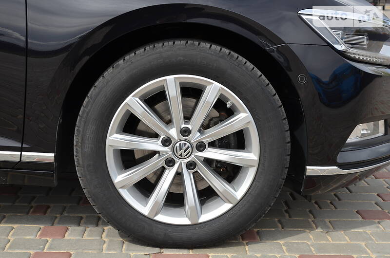 Універсал Volkswagen Passat 2015 в Луцьку