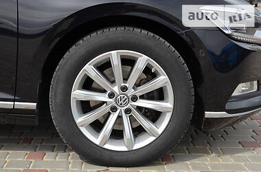 Універсал Volkswagen Passat 2015 в 