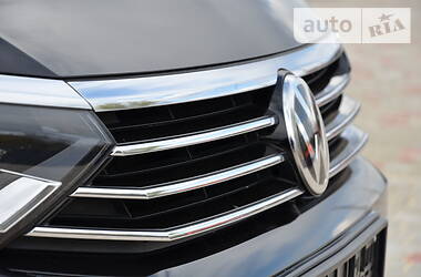Універсал Volkswagen Passat 2015 в 
