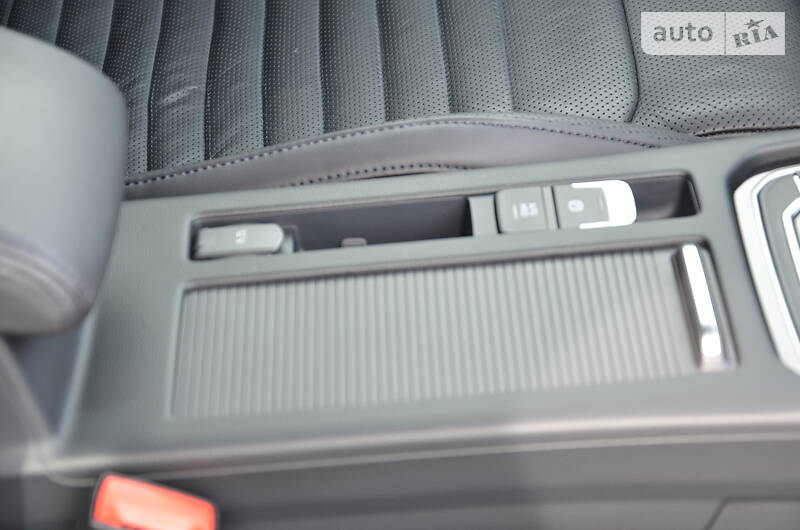 Універсал Volkswagen Passat 2015 в Луцьку