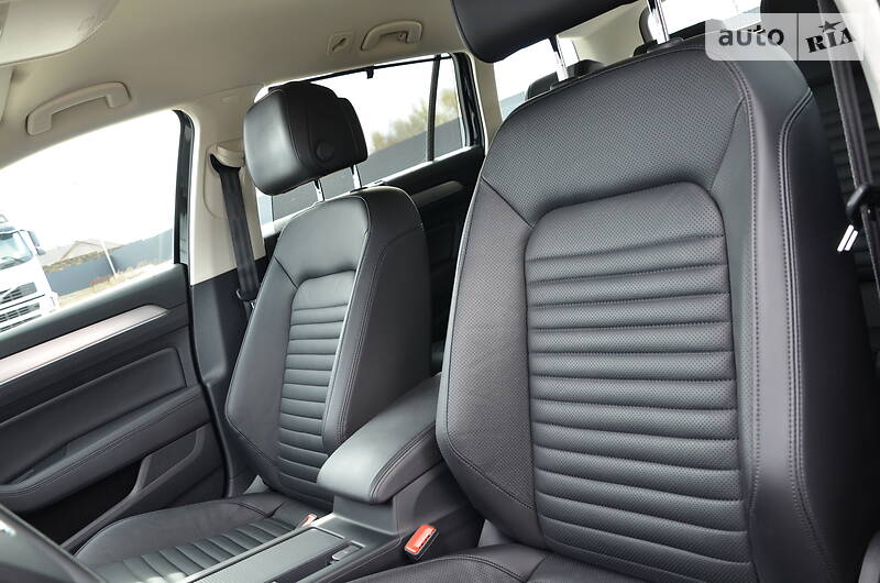 Універсал Volkswagen Passat 2015 в Луцьку