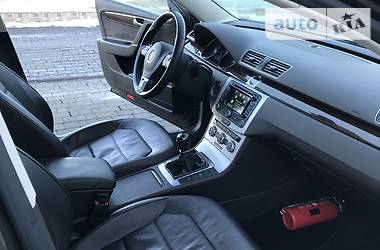 Універсал Volkswagen Passat 2013 в 
