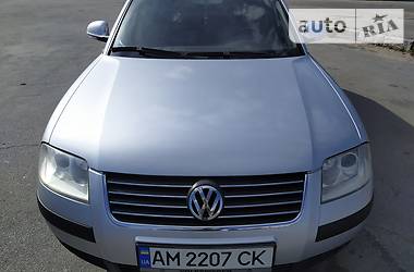 Універсал Volkswagen Passat 2005 в 