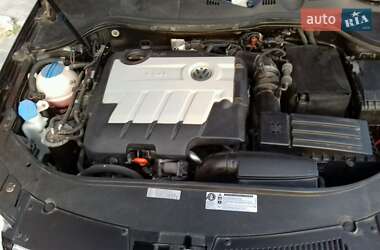 Универсал Volkswagen Passat 2009 в Тернополе