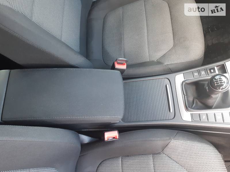 Універсал Volkswagen Passat 2014 в Кропивницькому