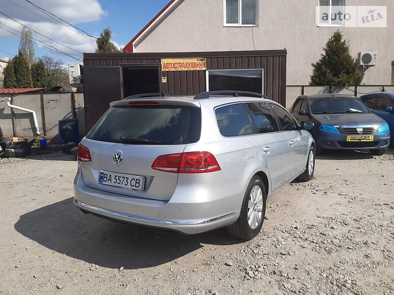 Універсал Volkswagen Passat 2014 в Кропивницькому