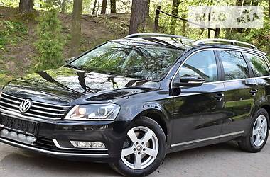 Універсал Volkswagen Passat 2011 в 