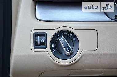 Універсал Volkswagen Passat 2011 в 
